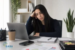 Ansiedad de alto funcionamiento y exceso de actividad en adultos jóvenes